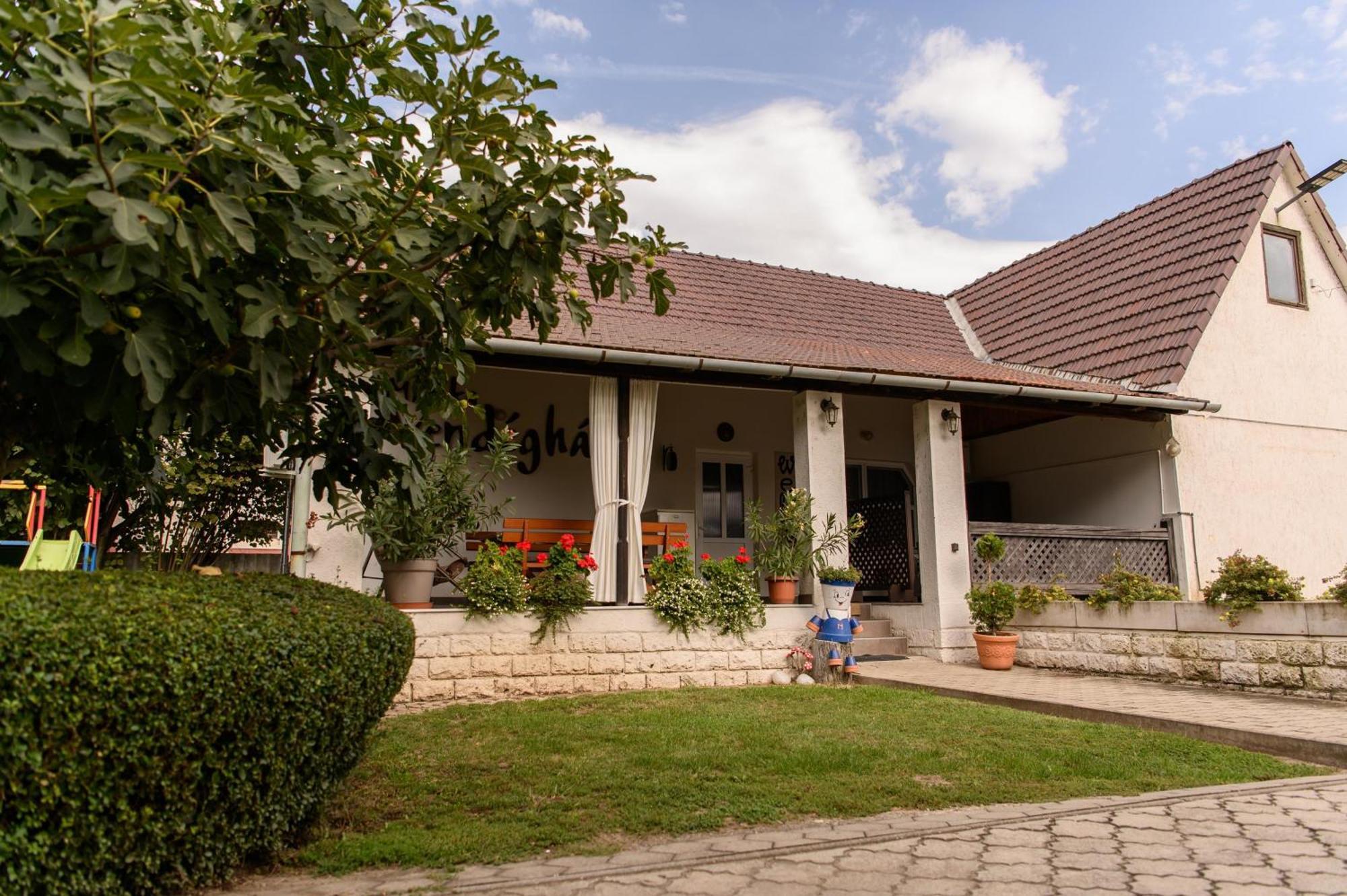 Marika Vendeghaza Hotel Tokaj Exterior photo
